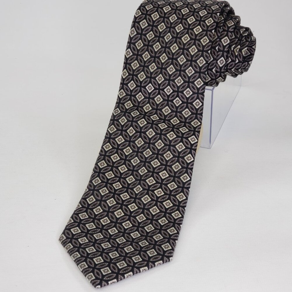 JOS A BANK Signature Collection Men's Silk Necktie 3.5"x58" Geometric Black Gray